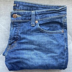 Levi's 524 Skinny Jeans